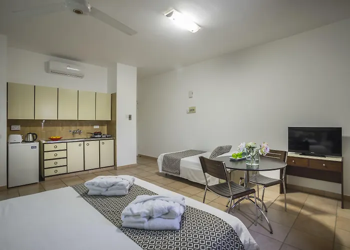 Costantiana לרנקה