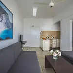 Costantiana Hotel de apartamente Larnaca