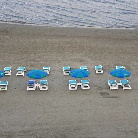 Hotel apartamentowy Costantiana Larnaca