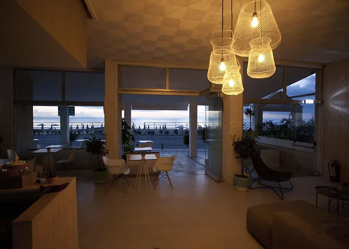 Costantiana Lejlighedshotel Larnaca