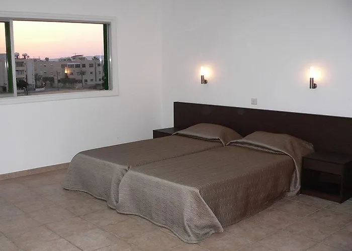 Apart-hotel Costantiana