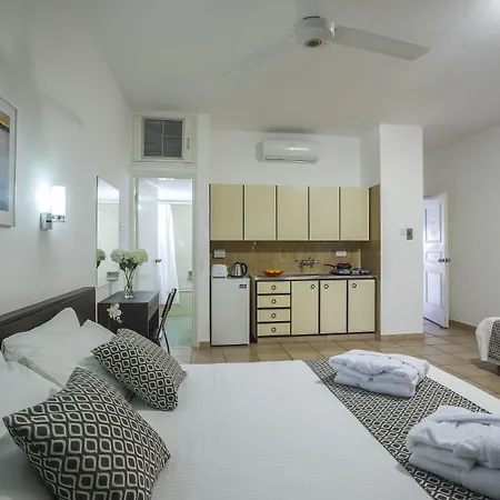 Costantiana Aparthotel 3*