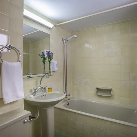 Aparthotel Costantiana