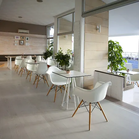 Aparthotel Costantiana