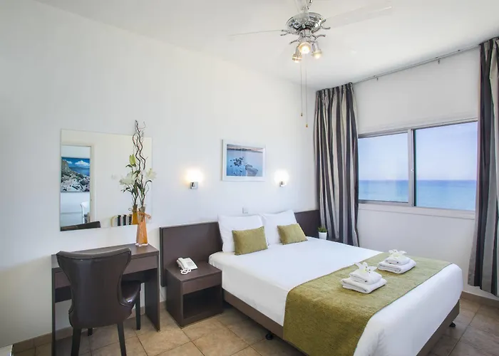 Costantiana Aparthotel Larnaca